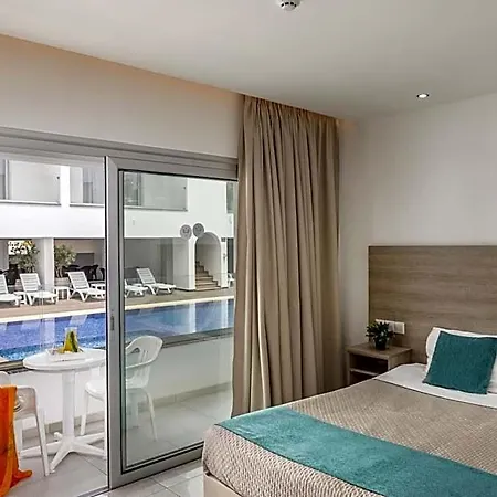 Milea Hotel 3*