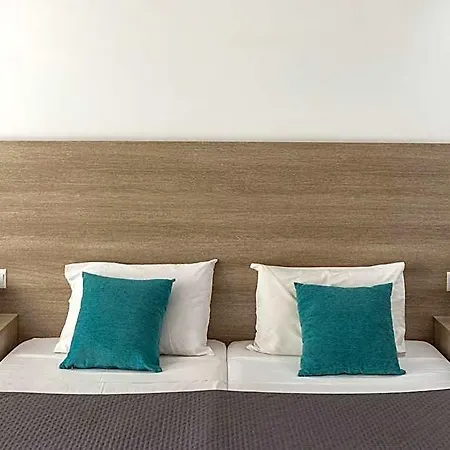 Milea Hotel 3*